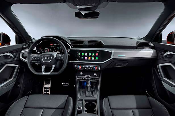 Фото салона Audi Q3 Sportback