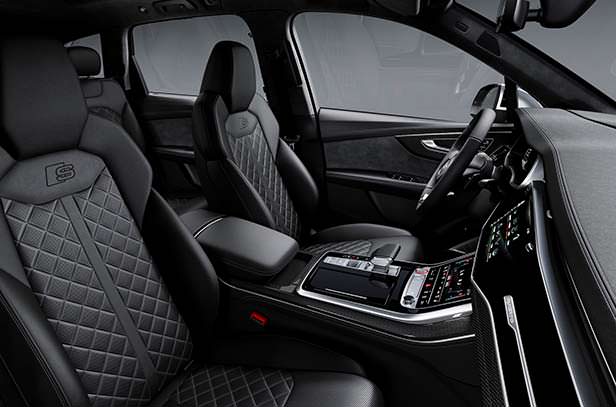 Интерьер Audi SQ7 2020 года