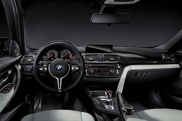 Фото салона BMW M3 F80 Фото салона BMW M3 F80