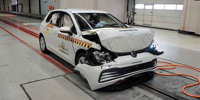 Volkswagen Golf VIII прошел краш-тест Euro NCAP на 5 | видео