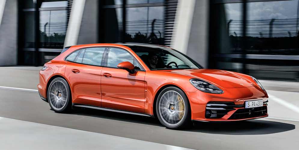 Porsche Panamera обновилась на 2021 год официально | фото