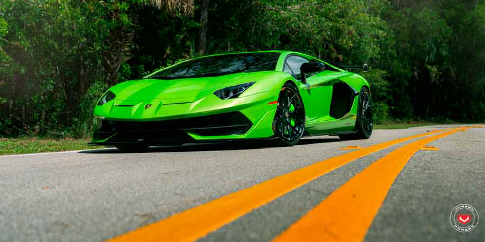 Lamborghini Aventador SVJ на дисках S21-01 от Vossen | фото
