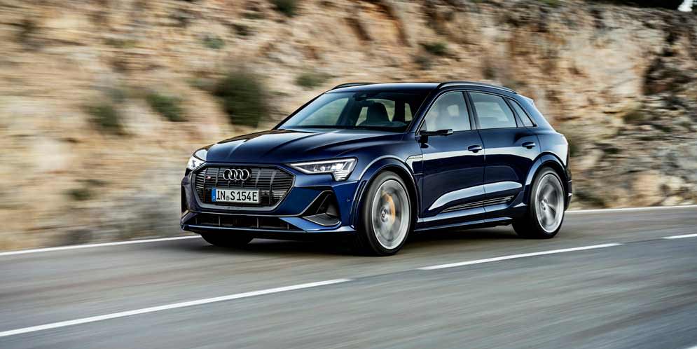 Электромобили Audi e-tron вышли в спортивной версии S | фото