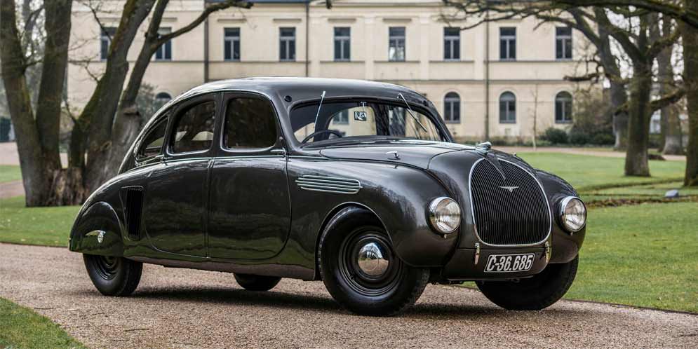 Skoda 935 Dynamic 1935 года — прямиком из Готэм-Сити | фото