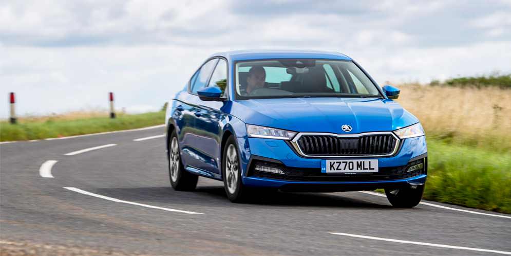 Вышла новая Skoda Octavia e-Tec — гибрид с мотором 1.0 TSI