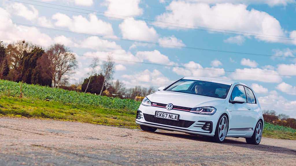 Volkswagen Golf r 3 Door