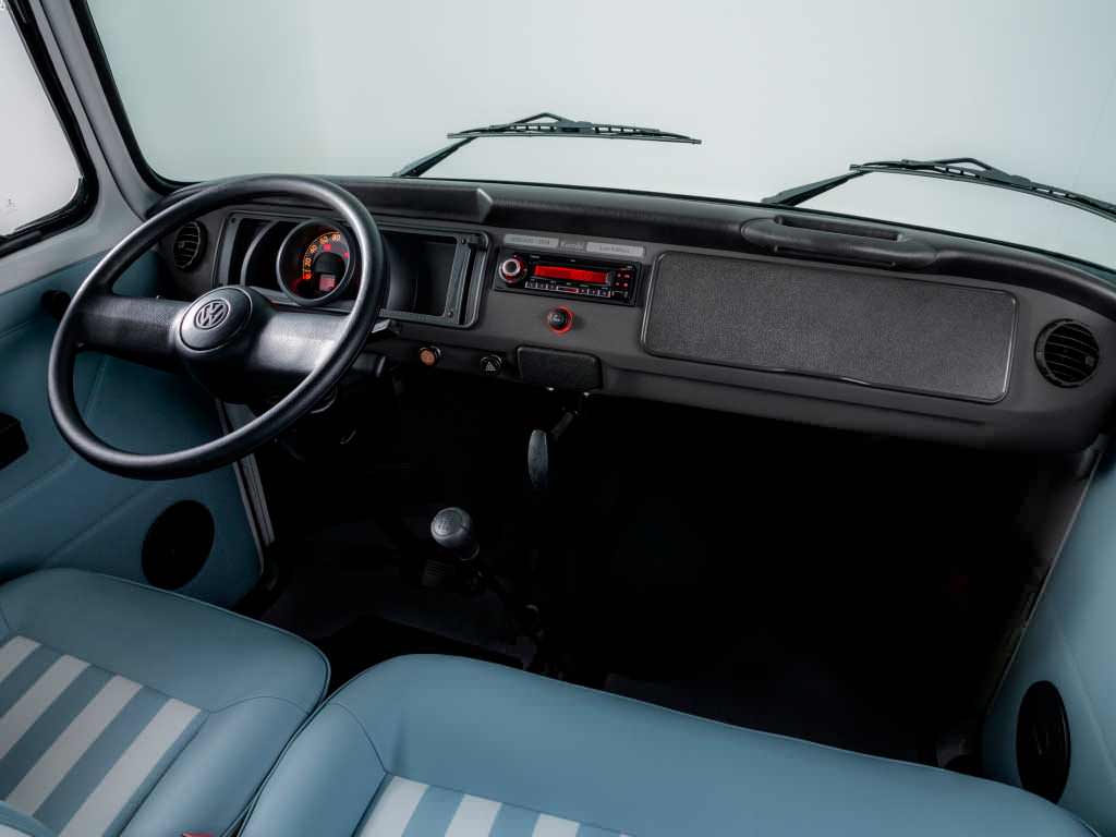 Салон Volkswagen Kombi 2013