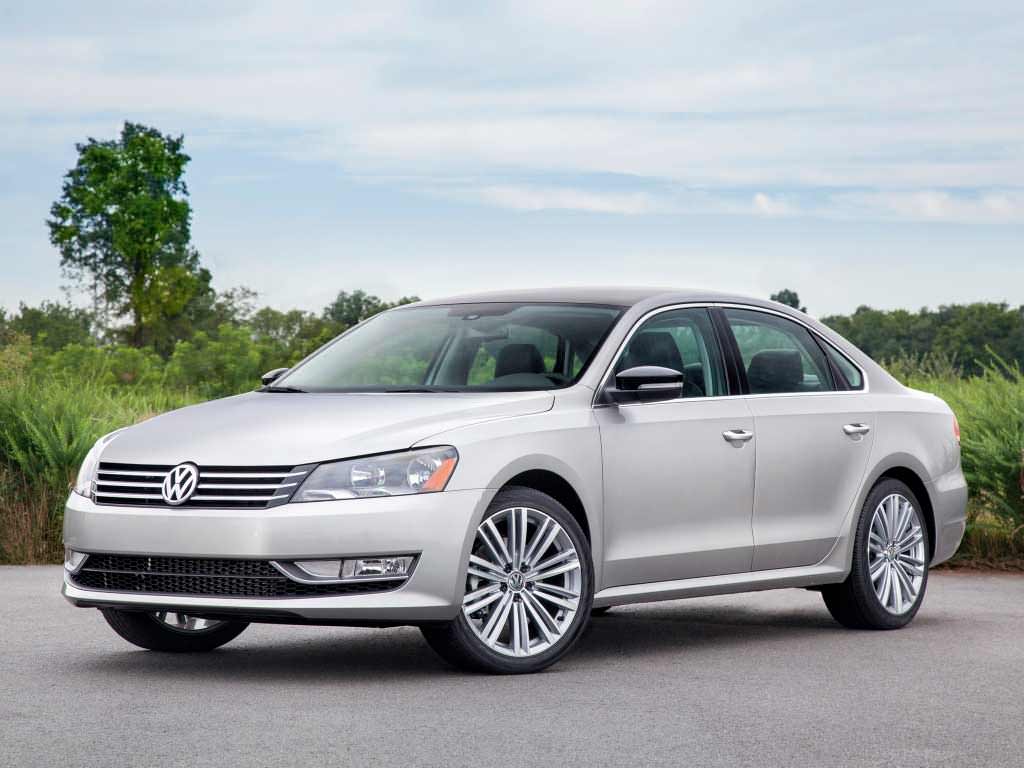Американский Volkswagen Passat Sport B7