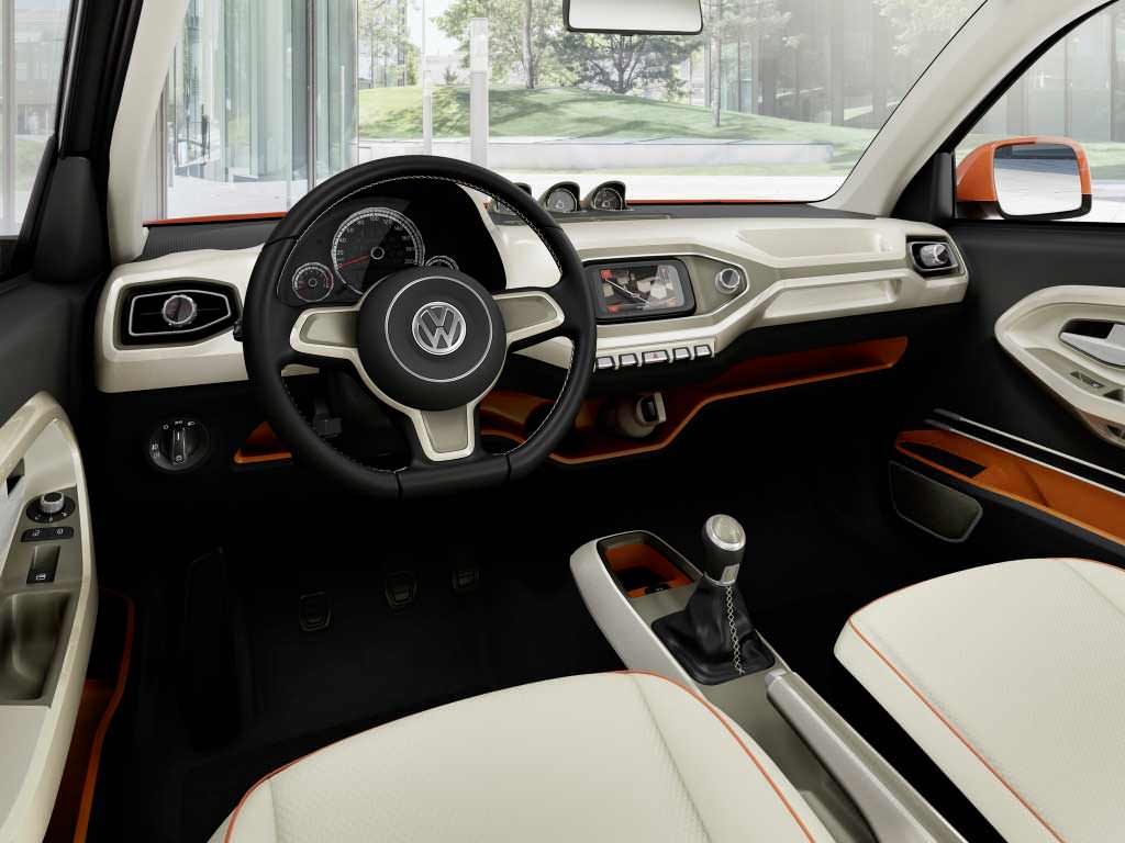 Лаконичный салон Volkswagen Taigun 2014