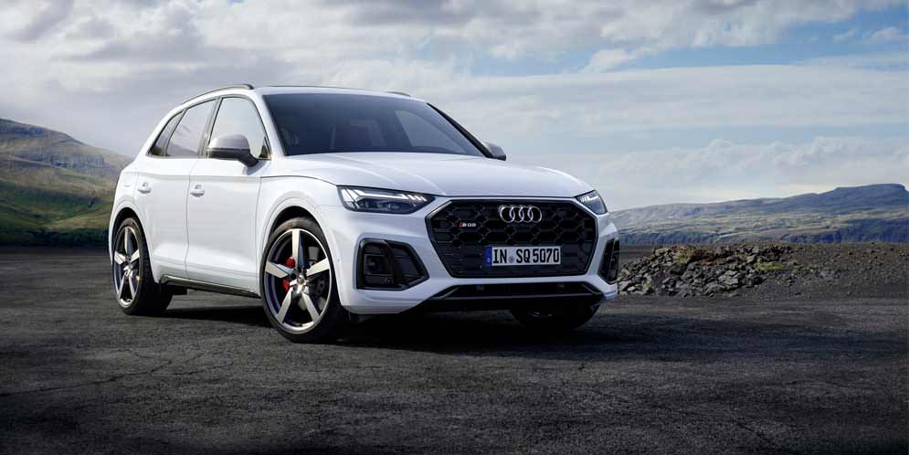 Топовый кроссовер Audi SQ5 TDI обновился официально | фото
