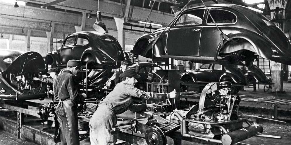 Volkswagen Beetle отмечает 75 лет производства. Как это было