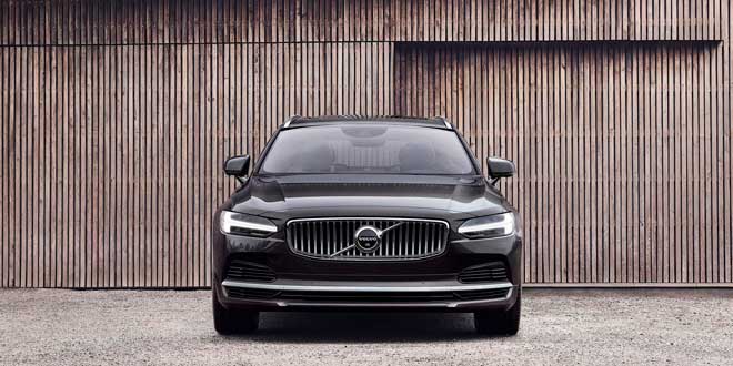 Какие новые автомобили Volvo поставляют в Украину официально