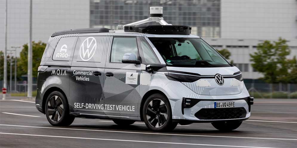 Автономный фургон Volkswagen ID. Buzz AD представили в Мюнхене