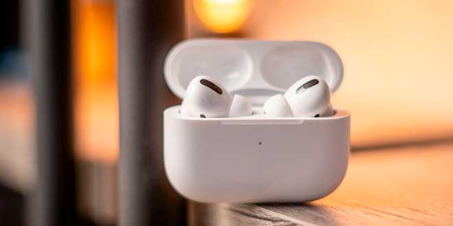 Наушники Apple в повседневной жизни, на улице и в машине
