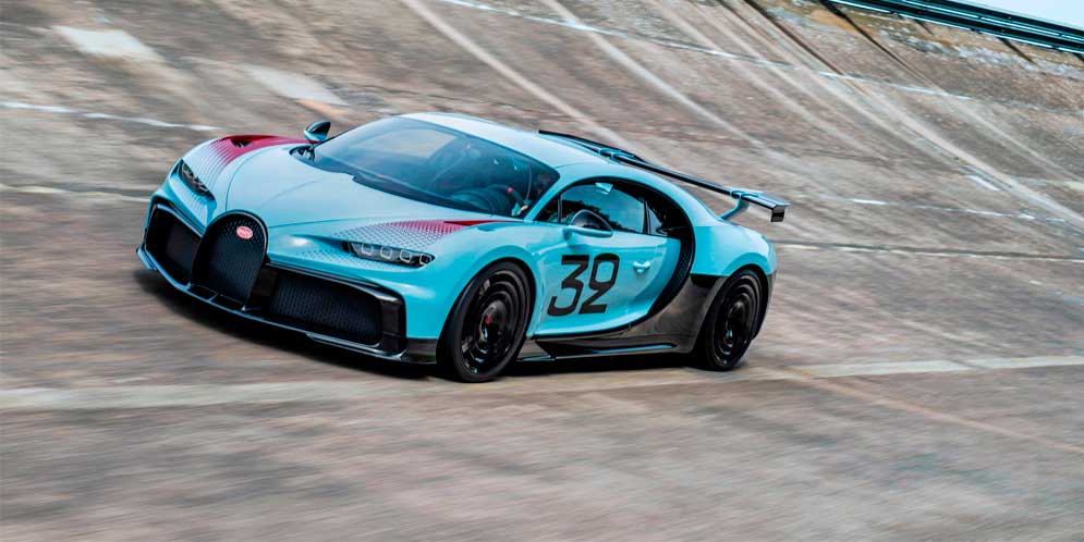 Новый Bugatti Chiron Pur Sport Grand Prix посвятили гоночным истокам