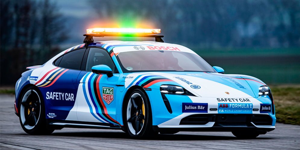 Porsche Taycan назначен как пейс-кар в Formula E сезона 2022 года