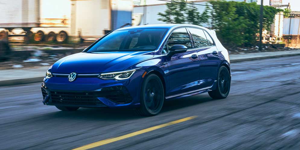 VW Golf R на честь 20-річчя моделі оцінили від $44,940 в США