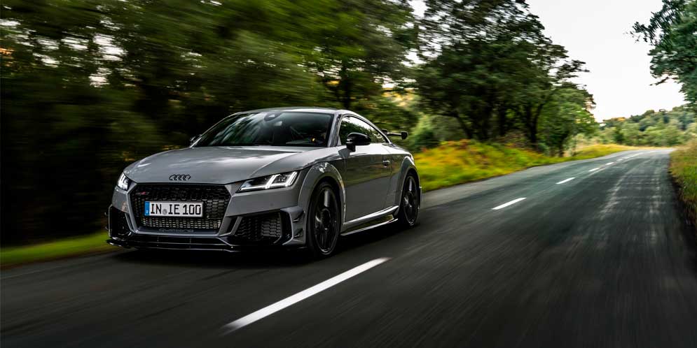 Audi TT RS виходить в ранг культу в спецверсії Iconic Edition