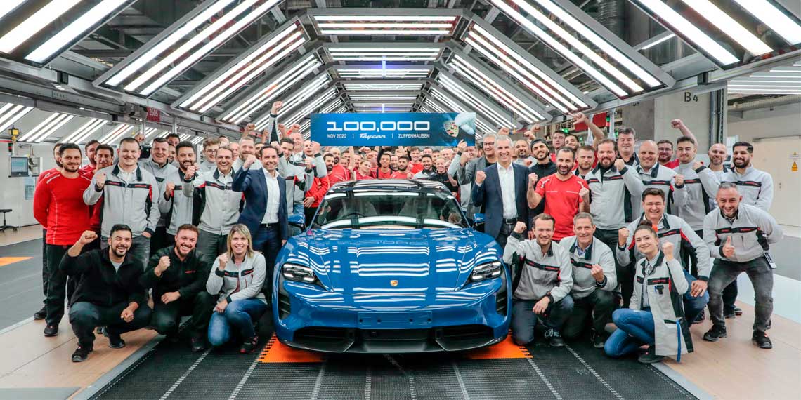 Завод Porsche в Цуффенхаузене выпустил 100 000-й Taycan