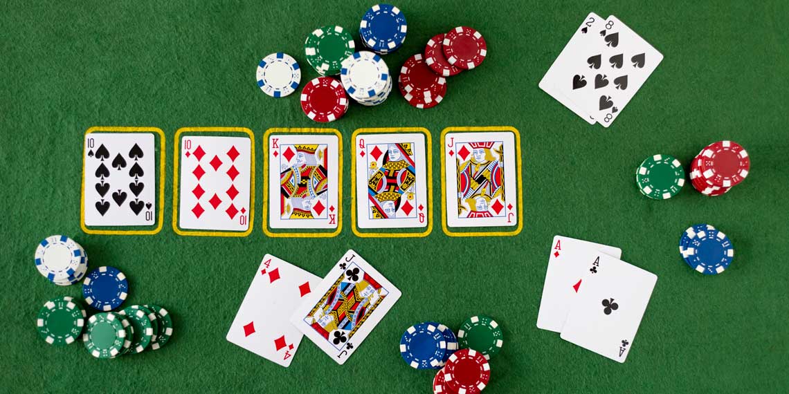 Как играть онлайн в покер с компьютером?