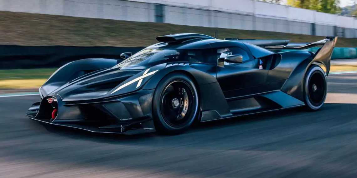 Гиперкар Bugatti Bolide предстал в серийном облике