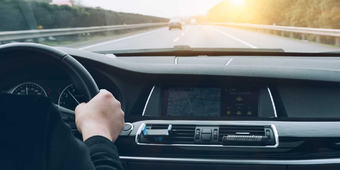 Онлайн виклик таксі. Чому це зручно