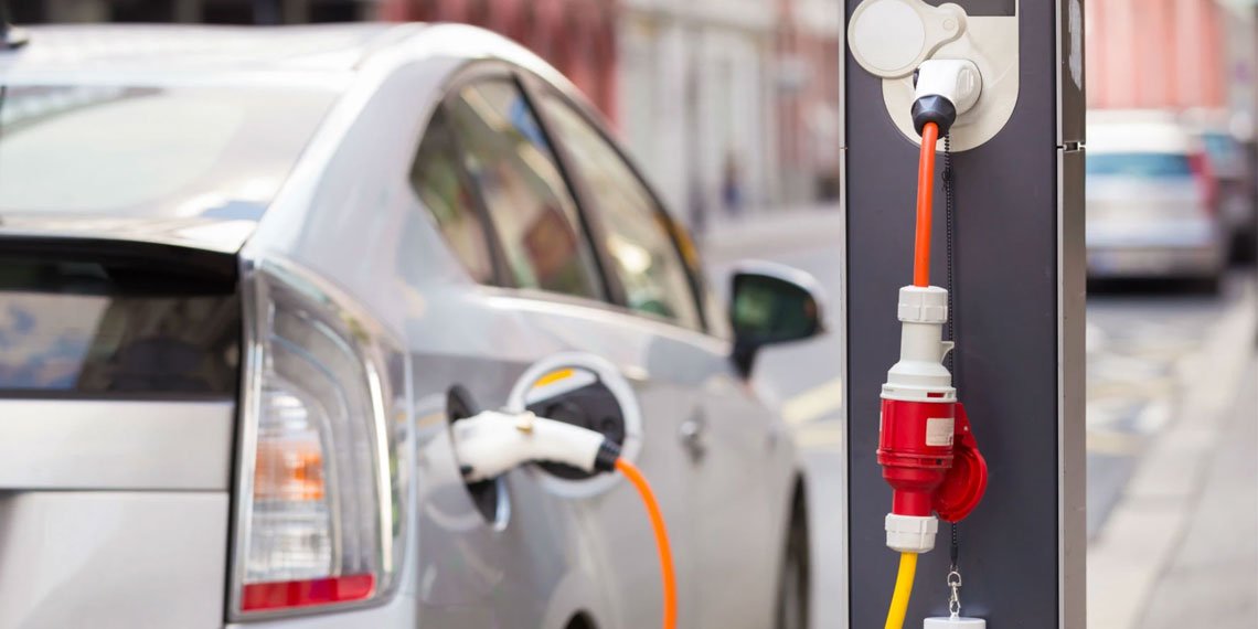 Технологические достижения в современных электромобилях