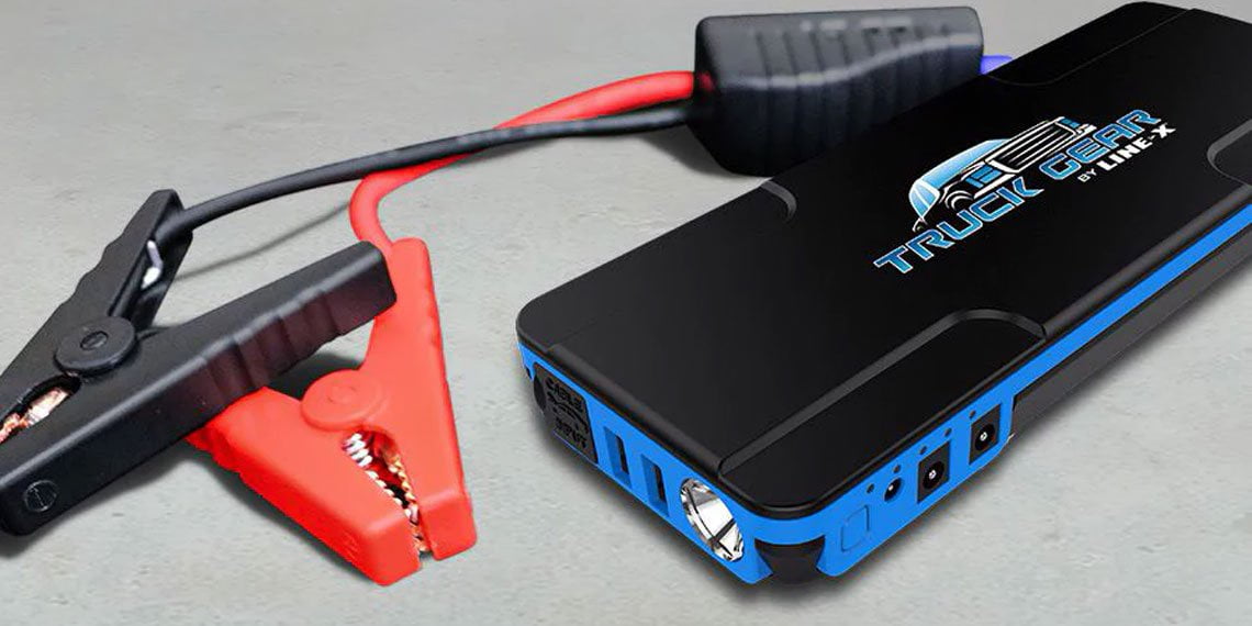 Заряжайте автомобиль и гаджеты вместе, используя пуско-зарядное устройство