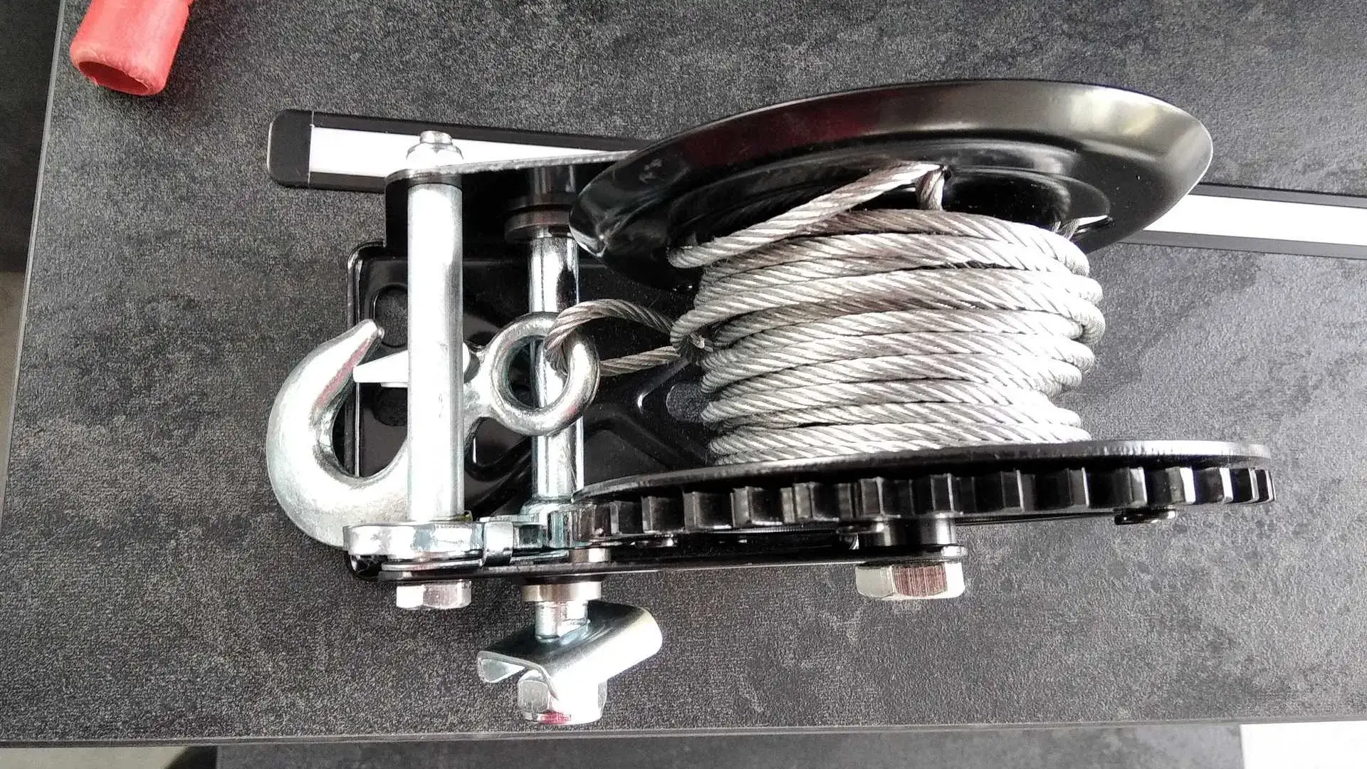 Лебідка ручна барабанна: де шукати і як вибирати