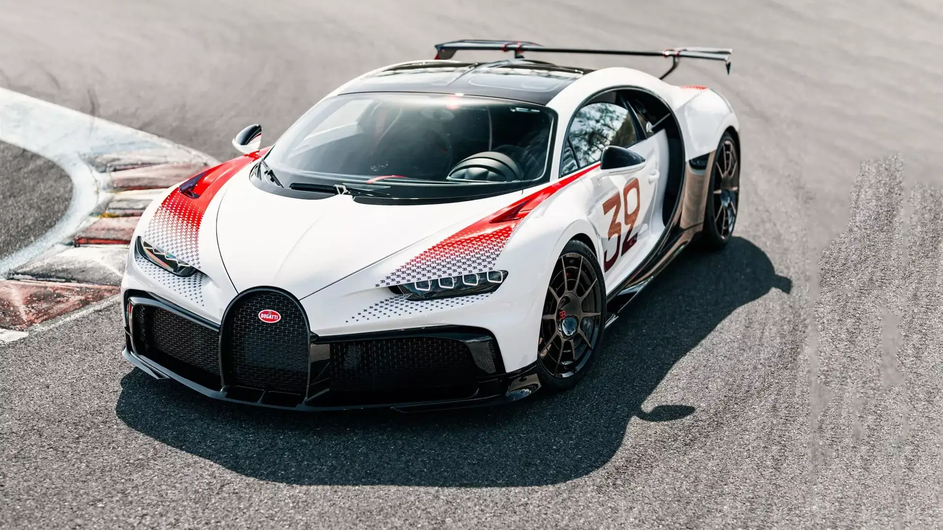 Bugatti построила второй Chiron Pur Sport серии Grand Prix