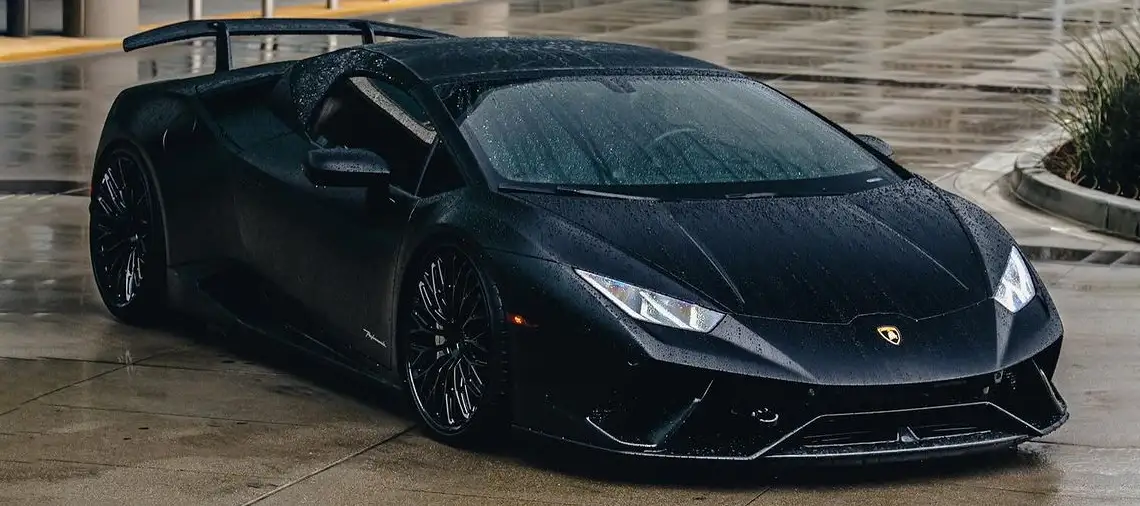 Чорний Lamborghini Huracan Performante блиснув новими дисками AL13 Wheels