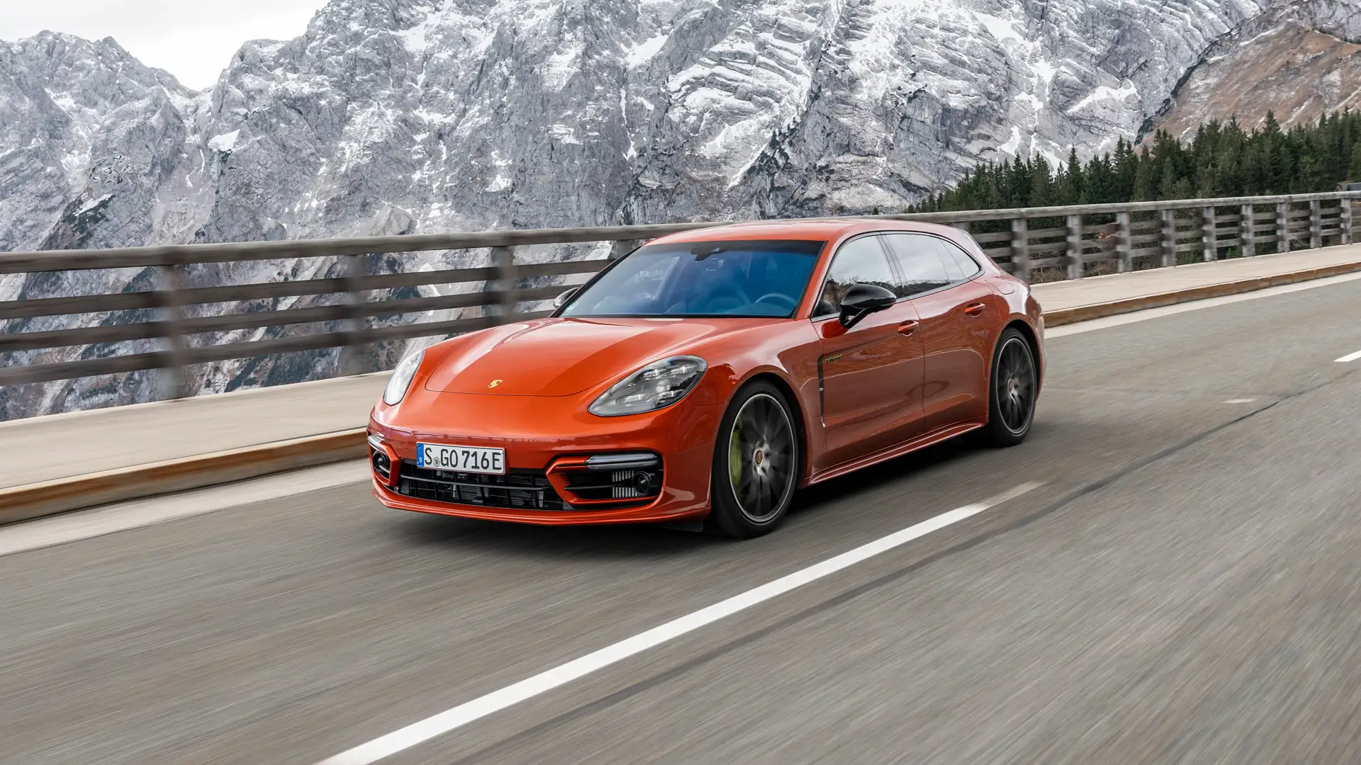 Універсал Porsche Panamera Sport Turismo не виправдав очікувань