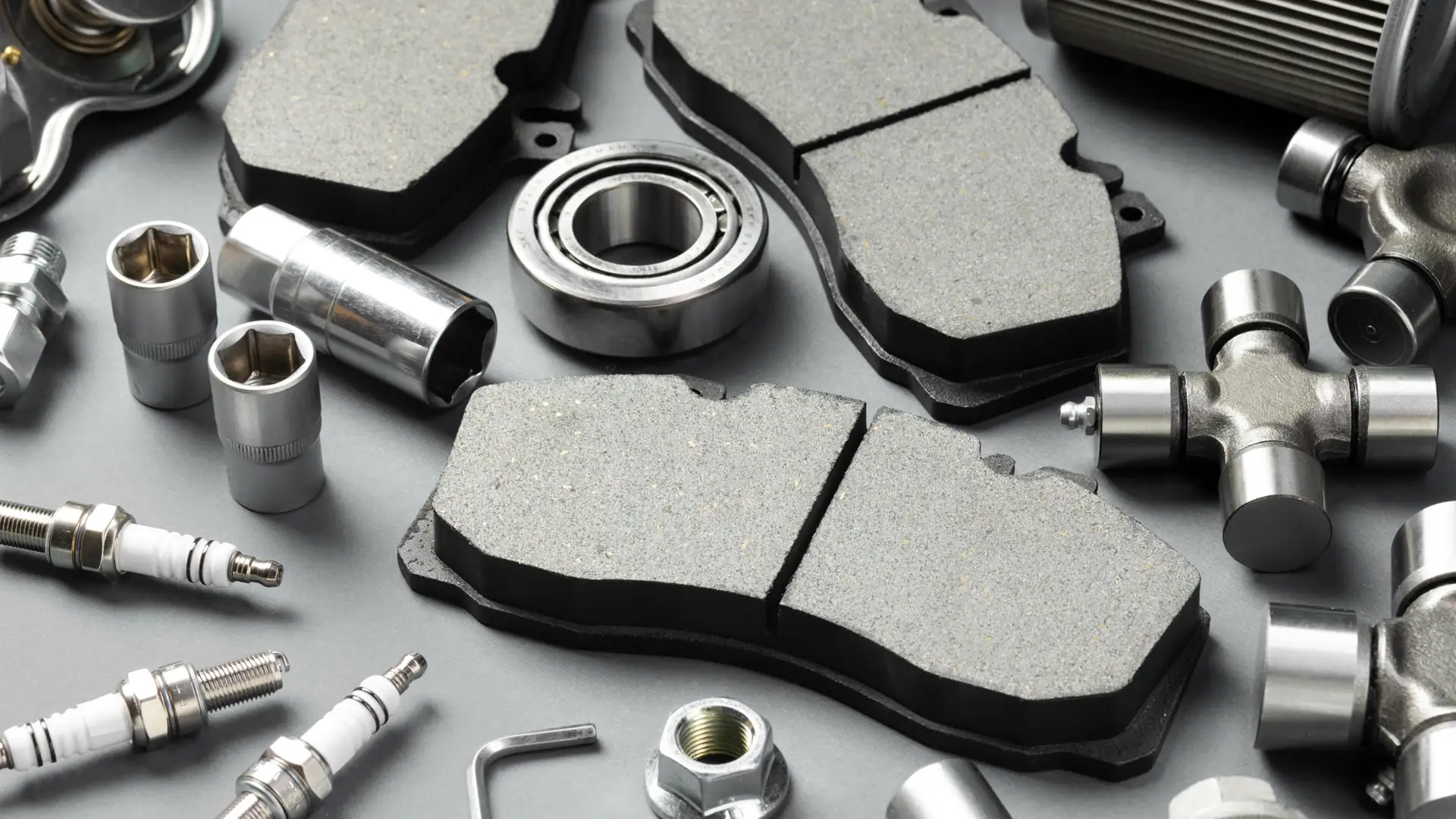 Які автомобільні запчастини замовляють онлайн найчастіше. ТОП-10