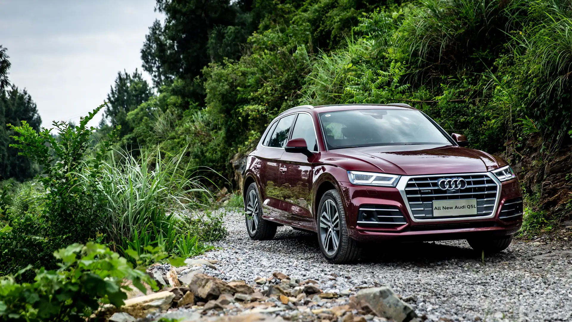 Де та як правильно шукати автозапчастини Audi Q5?