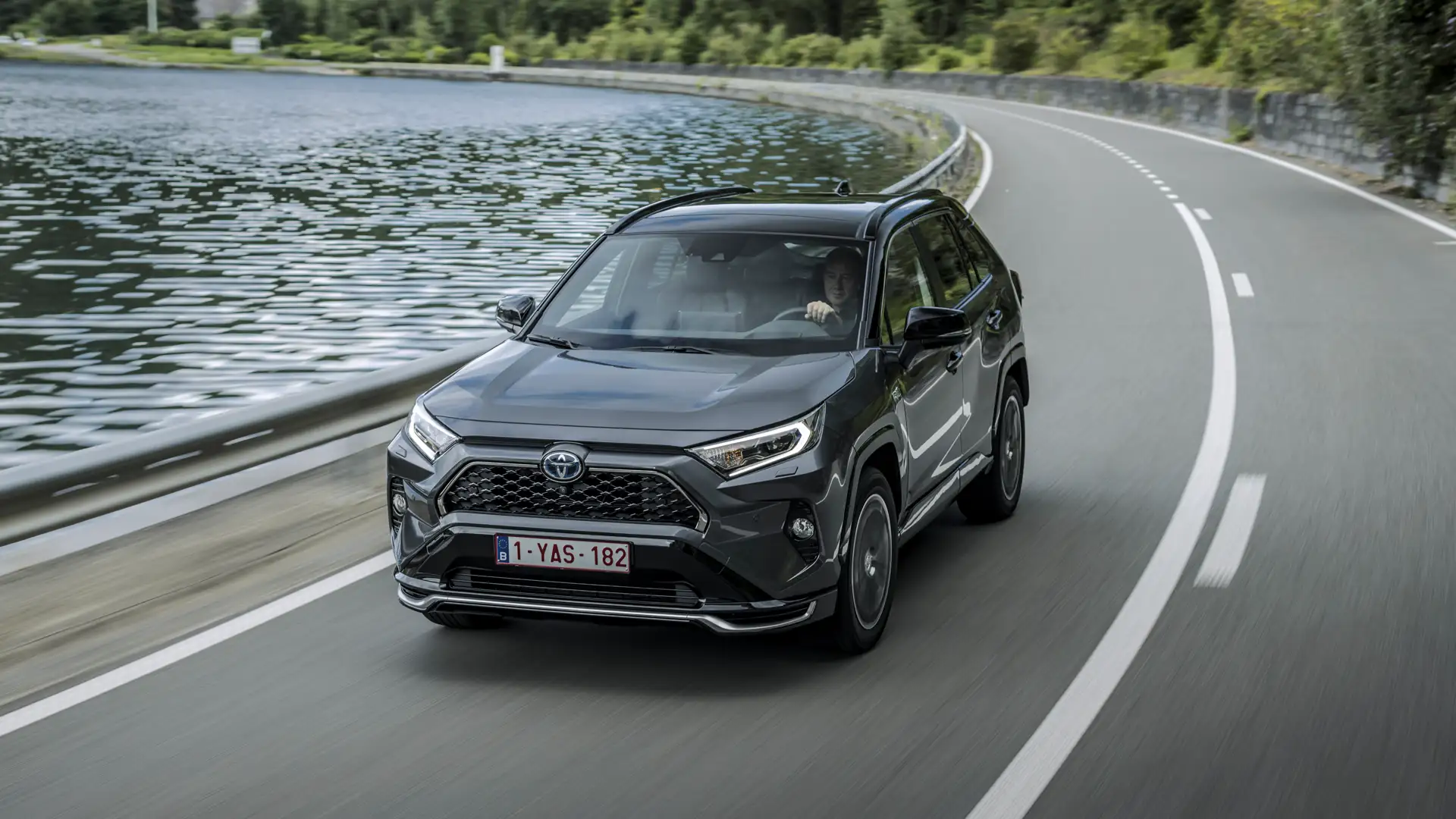 Toyota RAV4: Вишукана Краса та Найвищі Технології від City Plaza