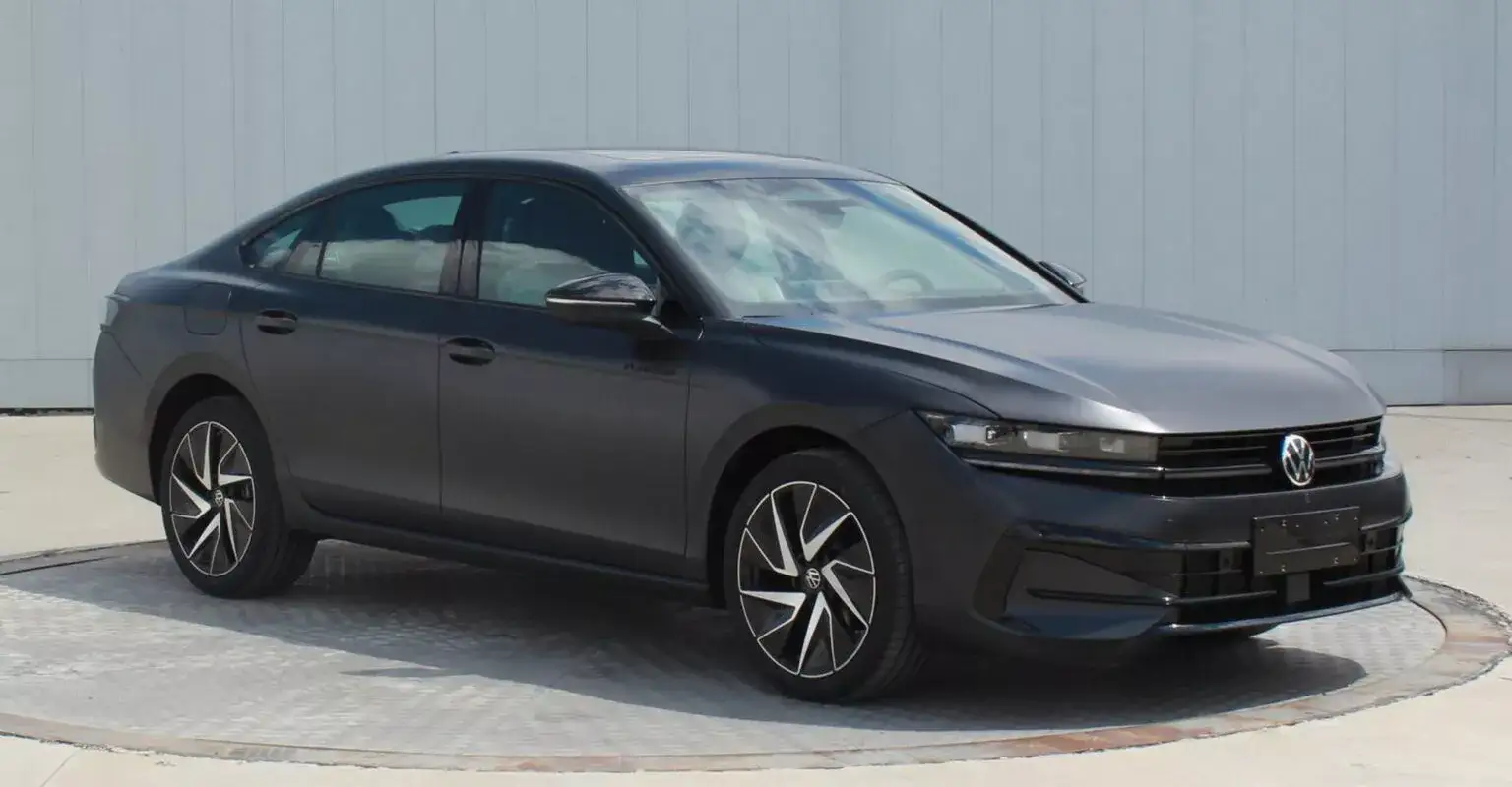 Volkswagen готує великий седан Magotan як заміну для Passat