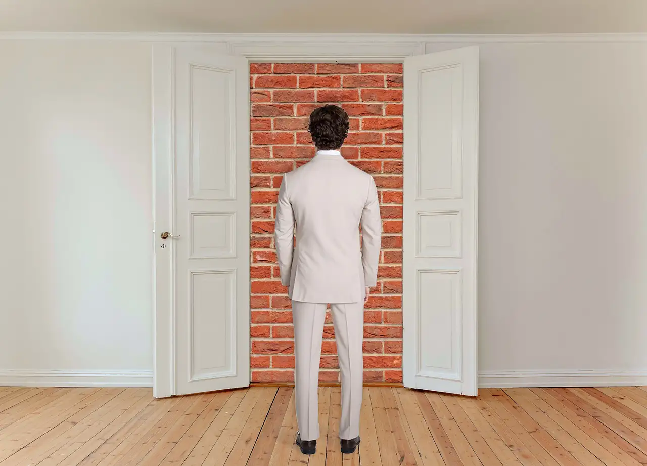 Выбор качественных и надежных дверных петель: на что стоит обратить внимание