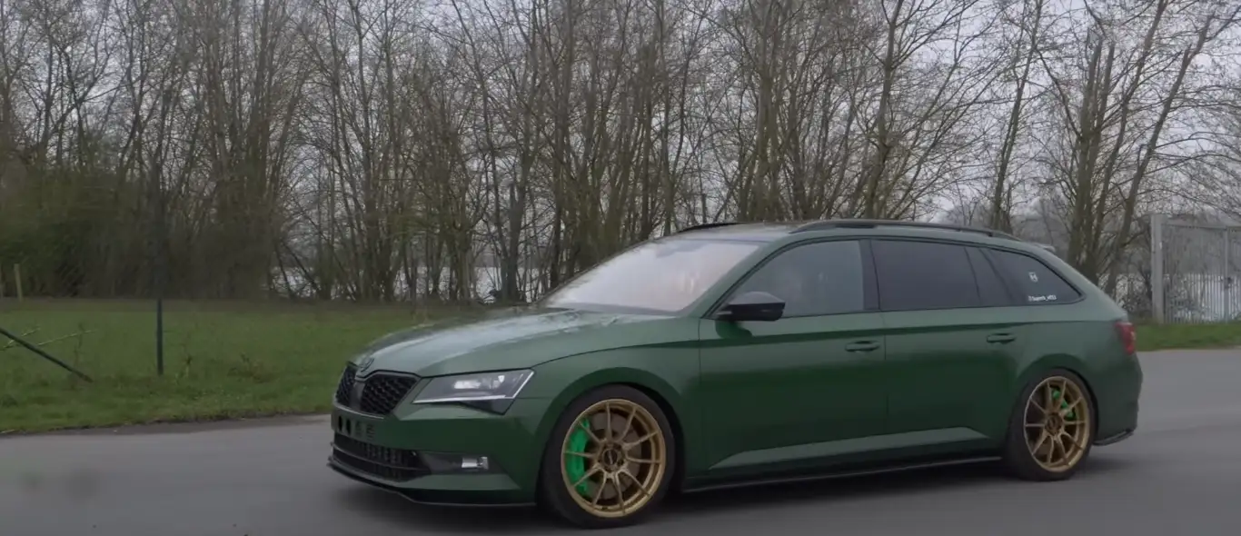 Универсал Skoda Superb Combi получил мотор от Audi RS3 и это экстремально