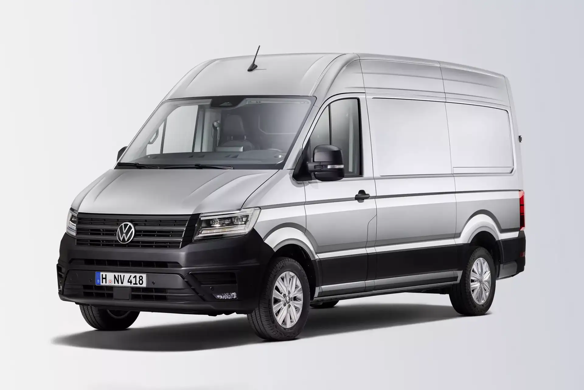 Volkswagen Crafter 2024 года получил цифровой кокпит и Chat GPT