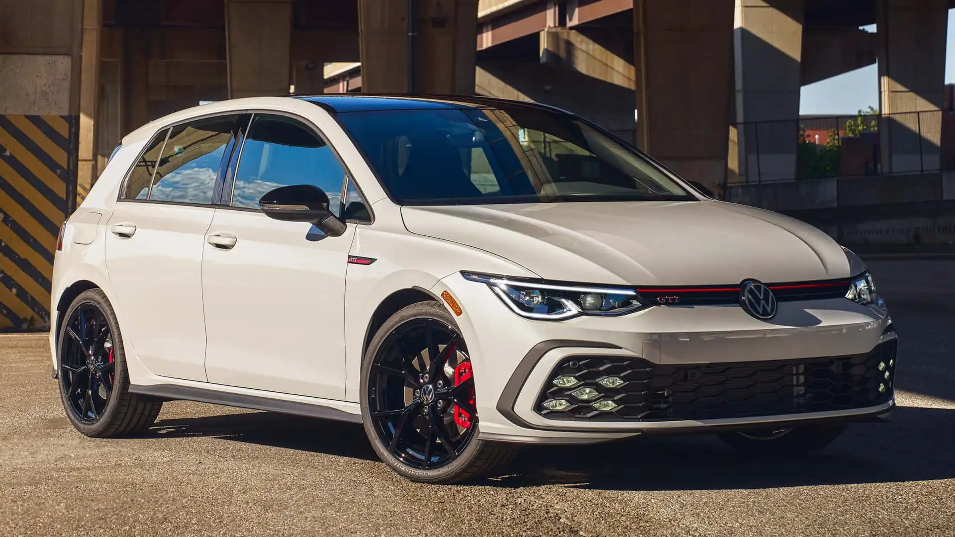 Продажі Volkswagen Golf GTI підскочили на 156% з початку року