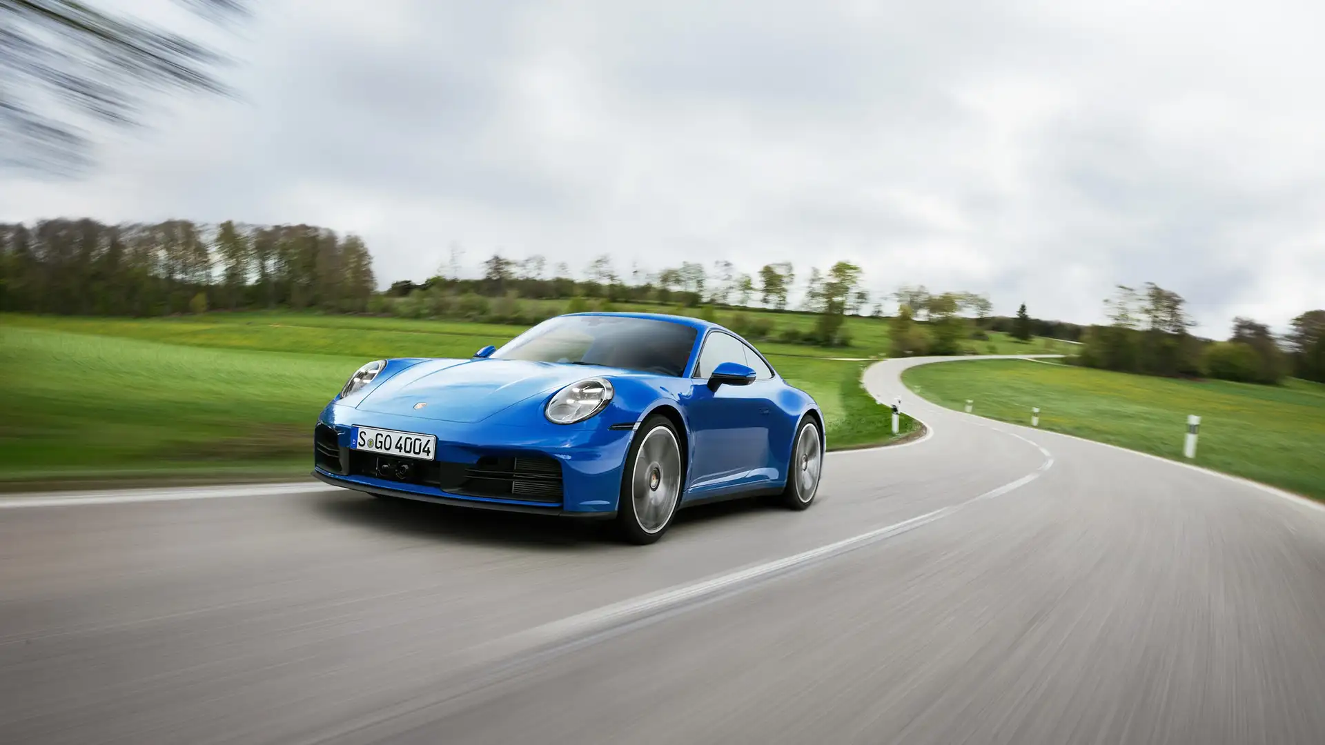 Porsche 911 отримала рестайлінг 2025 року. Виходить гібрид GTS