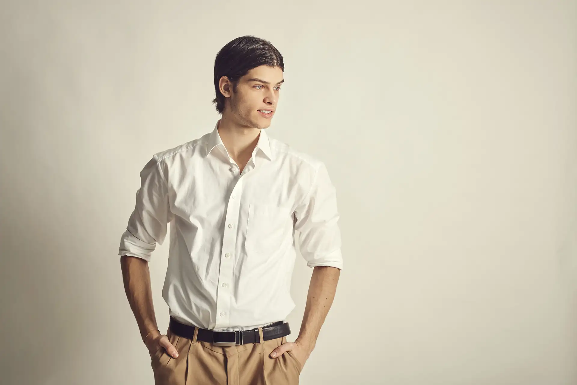 Мужские сорочки: современная мода с традиционными мотивами