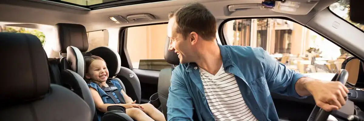 Подорож з дітьми на авто: як зробити її легкою і приємною