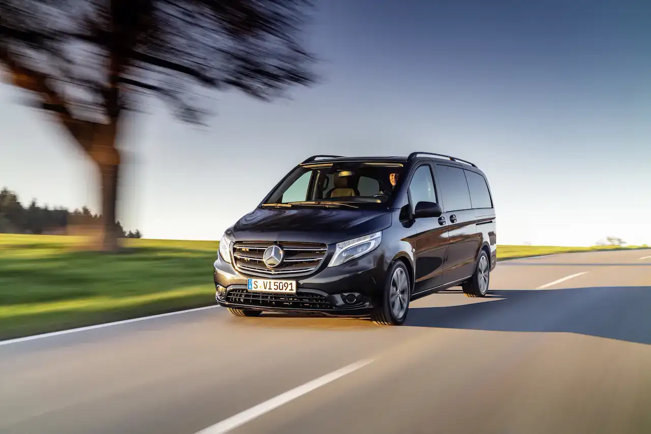 Шлях еволюції Mercedes Vito у світі мінівенів