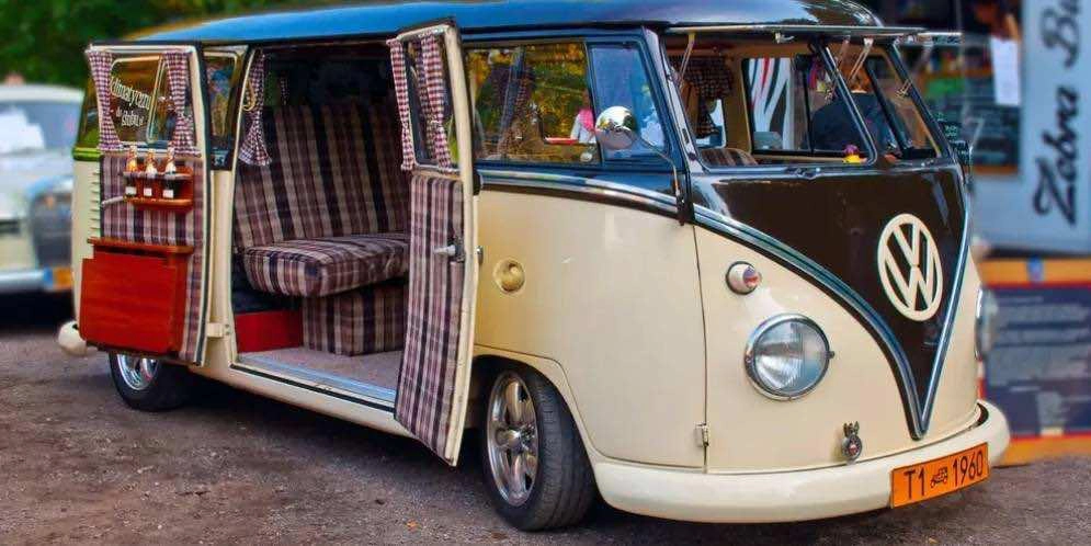 Volkswagen T1: від робочого фургона до ікони покоління