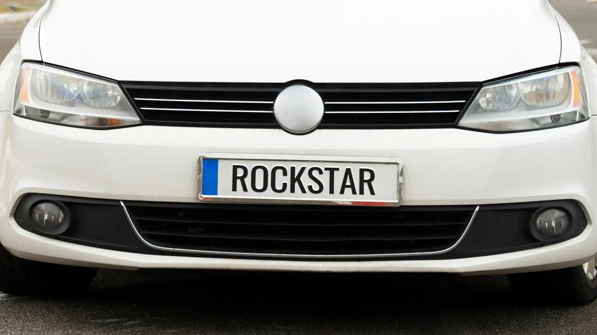 Індивідуальні номерні знаки в Україні: чи потрібно зберігати стандартні номери