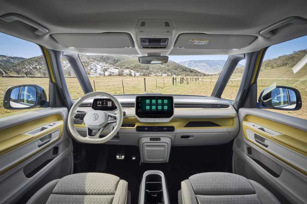 Вид с места водителя VW ID. Buzz